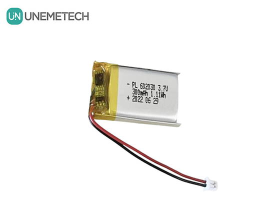 3.7V 300mAh Plata personalizada recargable paquete de baterías de iones de litio polímero 602030 para el rastreador GPS