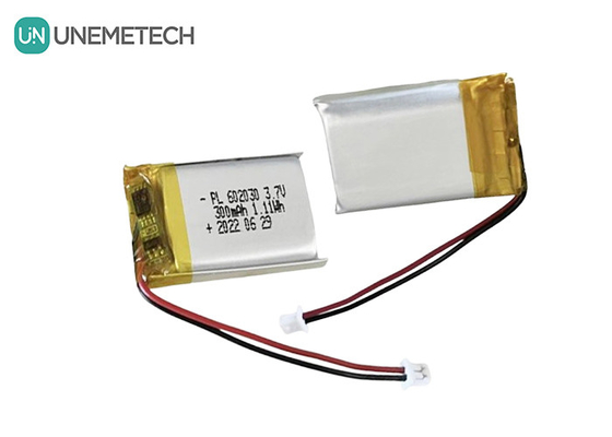3.7V 300mAh Plata personalizada recargable paquete de baterías de iones de litio polímero 602030 para el rastreador GPS