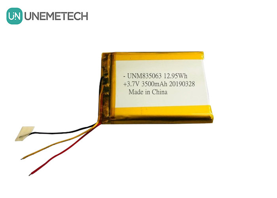 3.7V 3500mAh Batería de litio polímero personalizada grande 835063 para equipos de belleza médica