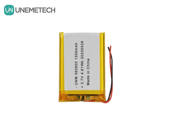 3.7V 1300mAh Batería estándar de iones de litio de polímero 583850 para productos electrónicos