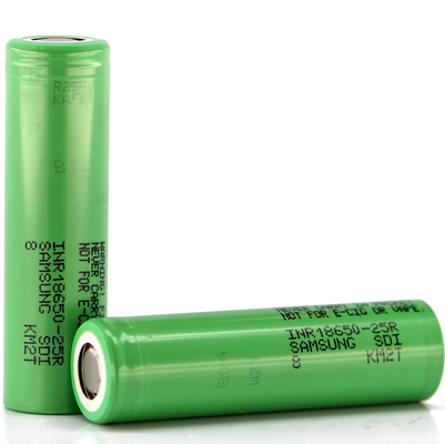 Samsung 25R 18650 2500mAh 20A Batería 3.6V Célula de iones de litio cilíndrica INR18650-25R